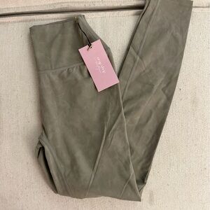Crop Shop Boutique khaki leggings